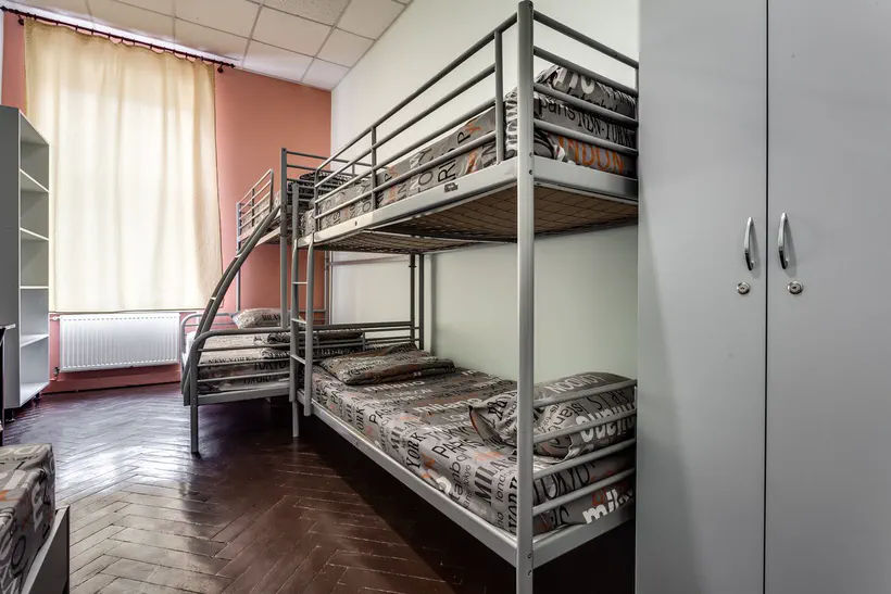 5-bed room, 206A