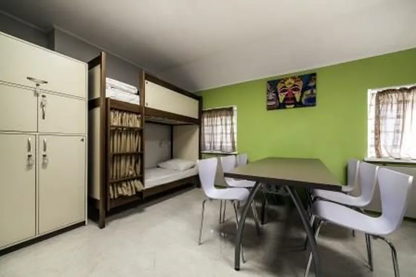 Eight-bed room (3rd floor)